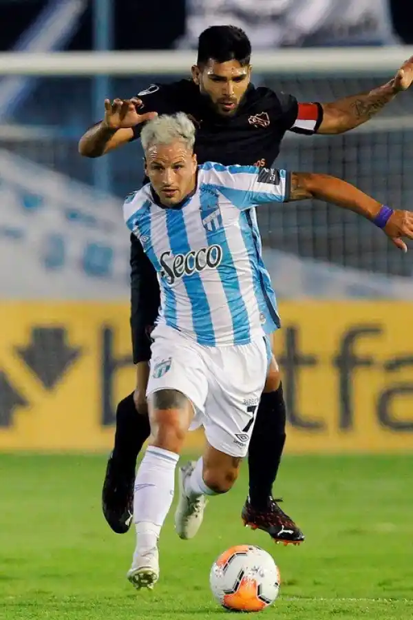  ÚLTIMOS REFUERZOS I. Franco Mussis fue el volante que pidió Ricardo Zielinski en el mercado de pases pasado tras la partida de Federico Bravo, volante central.  