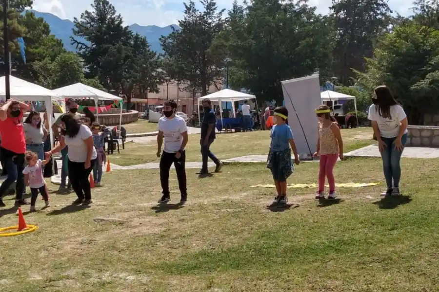 Actividades recreativas: talleres al aire libre en El Mollar