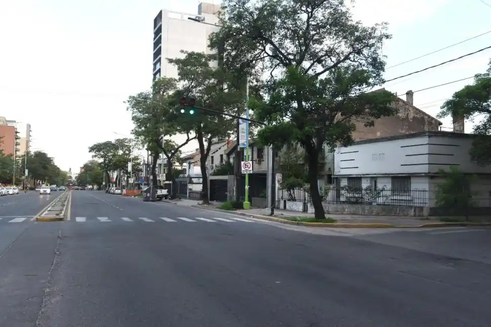 ESCENA. El homicidio ocurrió en avenida Mate de Luna al 1.500. 