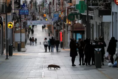 En imágenes: la covid-19 pone otra vez en cuarentena a varios países