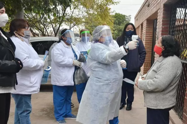 Recomendaciones para cuidar la voz mientras se usa el barbijo