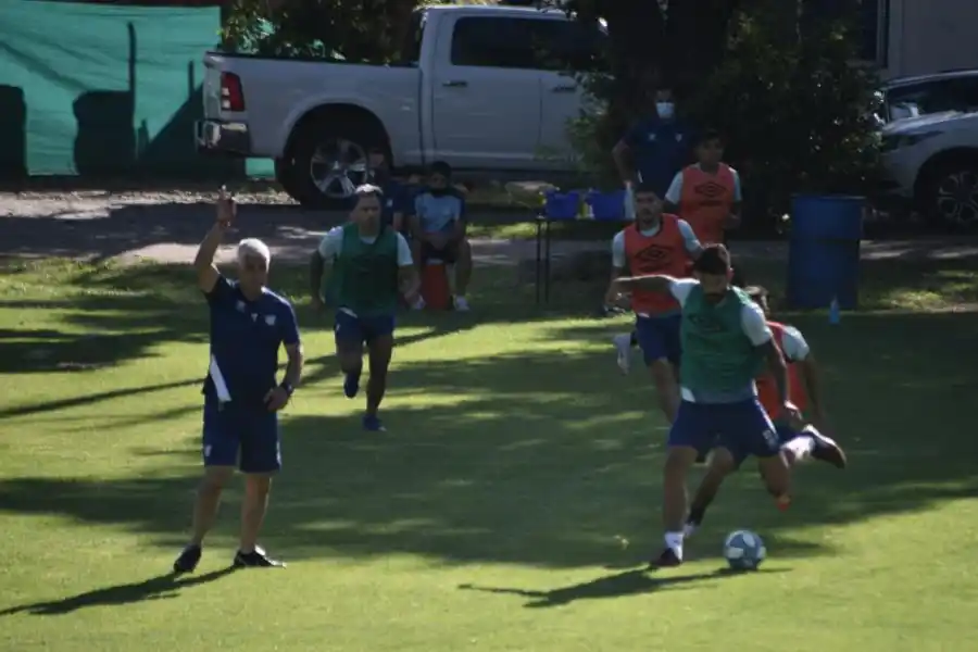 En Atlético son días para tomarle el pulso al estilo De Felippe