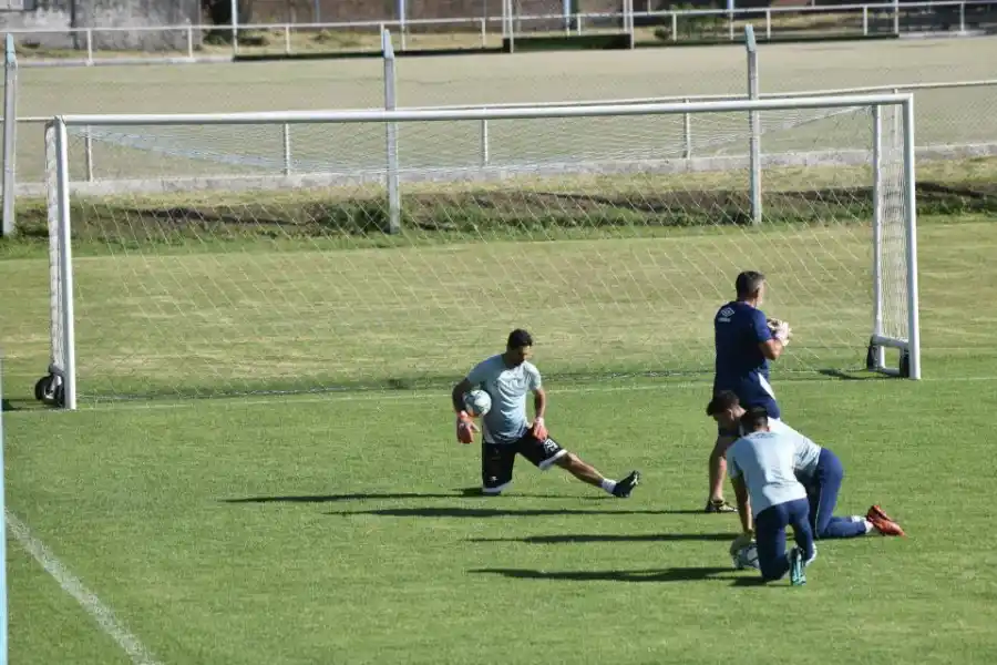 En Atlético son días para tomarle el pulso al estilo De Felippe