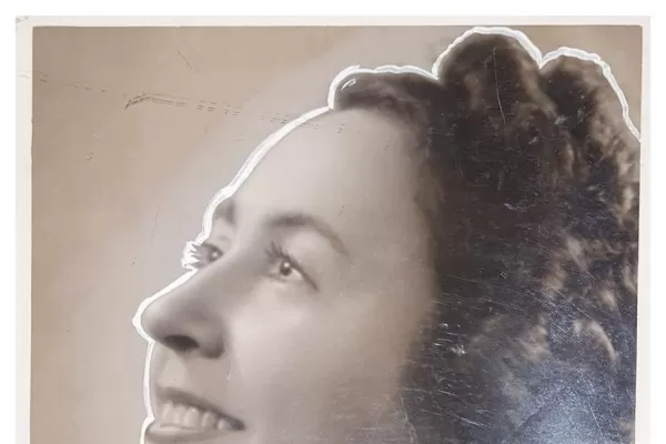 Hojeando el Diario: Sarah Carrera, una vida dedicada a la música