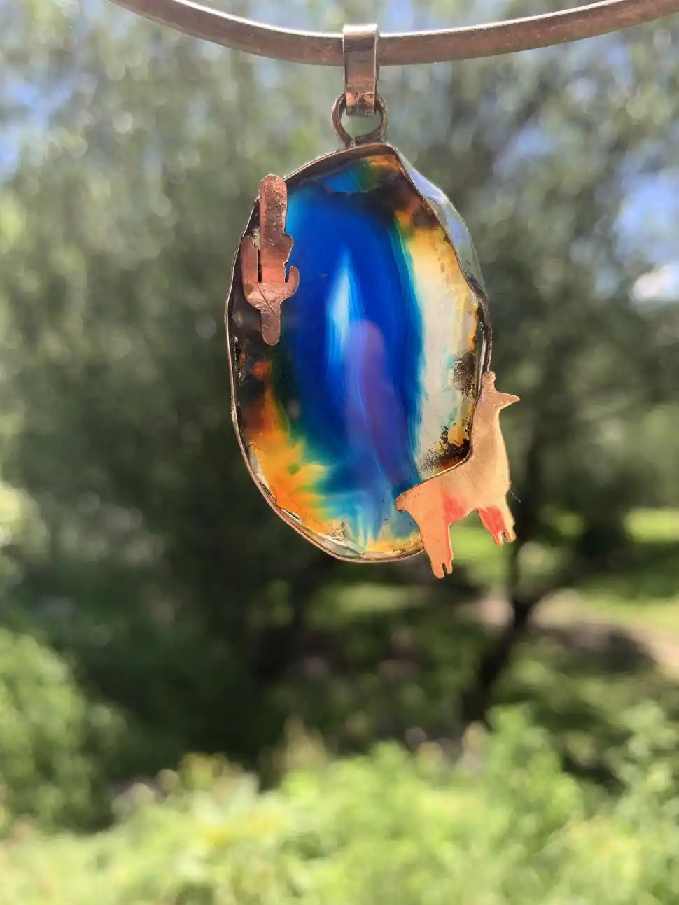 Arte escondido: Alberto, el orfebre que huyó de la villa tafinista y se internó en el paraíso