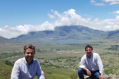 Dura réplica a Morales, y una exigencia: normalizar la UCR