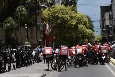 “Me arruinaron, con esa moto mantenía a mi bebé”