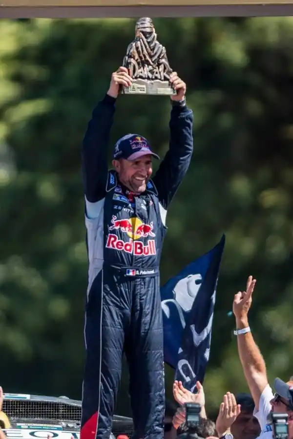 Al influjo del Rally Dakar: la luz inextinguible de una estrella