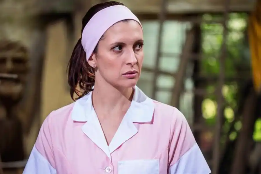  LA CHICA QUE LIMPIA. Serie cordobesa impactante.