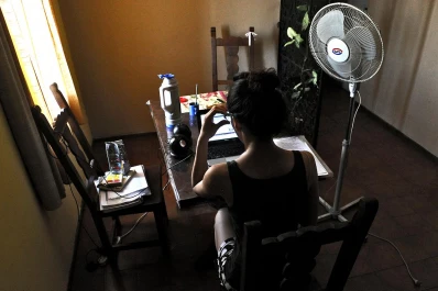 Un corte de electricidad afectó a más de 25.000 tucumanos y aún hay zonas sin servicio