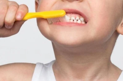 Profesionales insisten en cuidar la salud bucal de los más pequeños