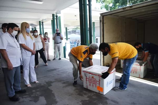 Coronavirus: llegaron 5.700 nuevas dosis de la vacuna Sputnik V a Tucumán