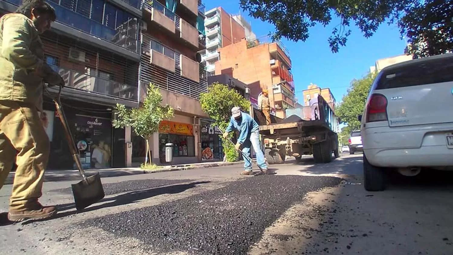 Obras municipales: pavimentación y corte de calles