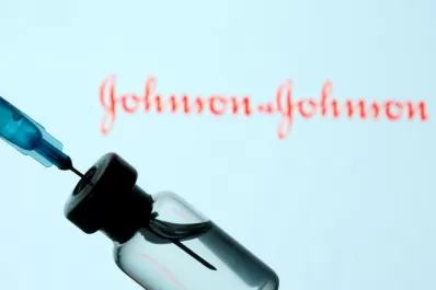 Covid-19: Johnson & Johnson anunció que su vacuna tiene una efectividad del 66%