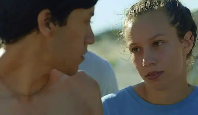  LOS TIBURONES. Dirigida por Lucía Garibaldi.