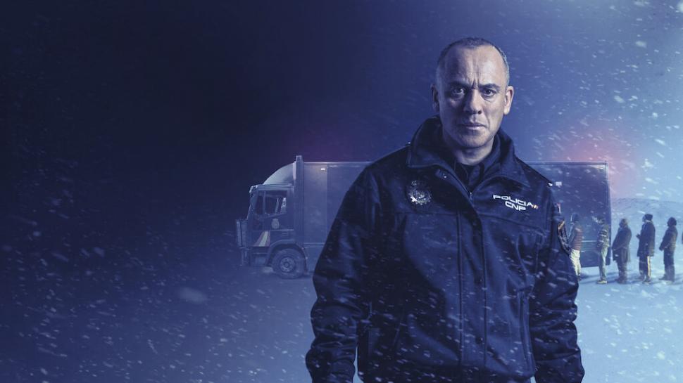  BAJO CERO. Hoy, en estreno, electrizante thriller original con Javier Gutiérrez, como un polícía que sobrevive el asalto a un transporte de presos.