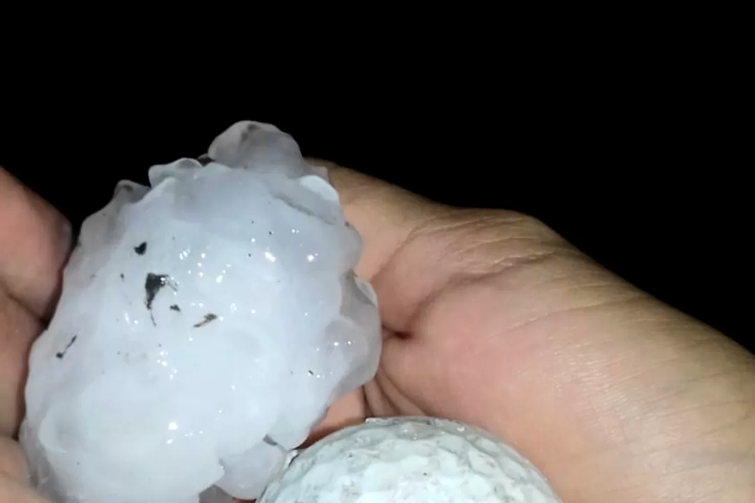 En el sur de la provincia cayeron piedras del tamaño de una pelota de golf 