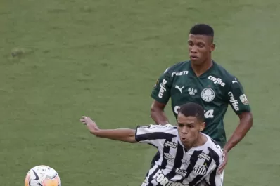 En Brasil, fútbol, negocio y política