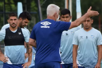Atlético negocia refuerzos, mientras viaja con un plantel con muchos juveniles a Buenos Aires