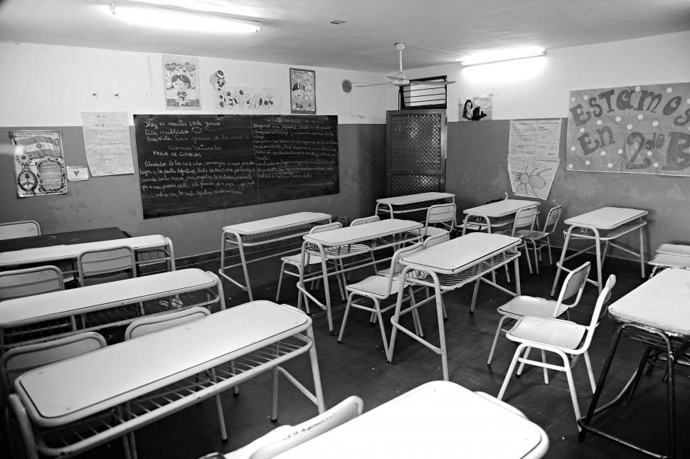 CUENTA REGRESIVA. Por la pandemia, las aulas permanecen vacías desde hace once meses. Todos los establecimientos deben abrirse y repararse. la gaceta / (archivo)  