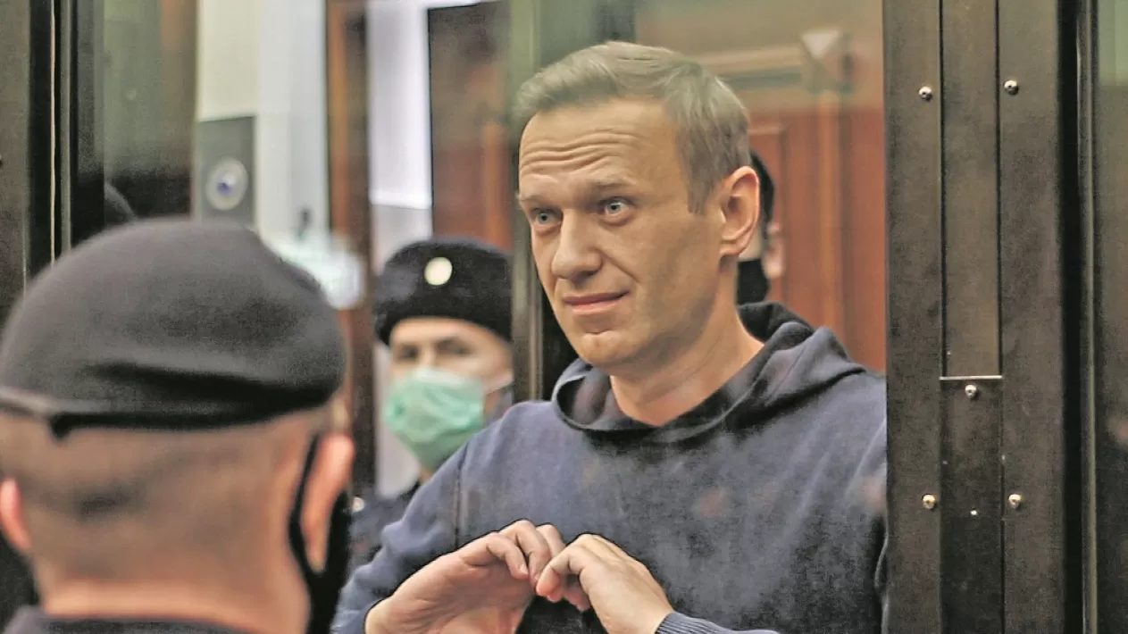 TRAS LAS REJAS. Navalny se encuentra detenido desde su regresó a Moscú.