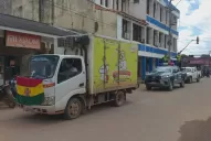 Usaron un camión de pollos congelados en Bolivia para transportar las vacunas del coronavirus