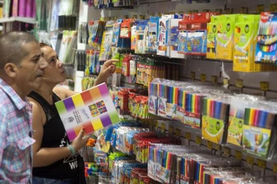 Sondeo LA GACETA: ¿vas a comprar útiles escolares en febrero?