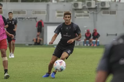 Huracán confirmó un brote de coronavirus en el plantel