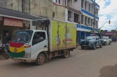 Usaron un camión de pollos congelados en Bolivia para transportar las vacunas del coronavirus