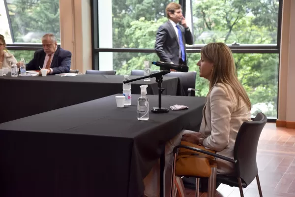 Una denuncia por falso testimonio pende sobre una funcionaria judicial