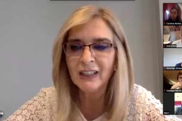 Elías de Pérez: me entristece ver a nuestros intendentes en otro partido