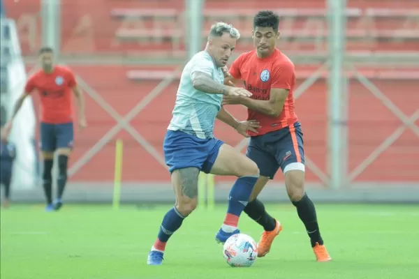 Atlético Tucumán empezó con el pie derecho