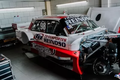 Automovilismo: cuatro que tienen orden de regreso