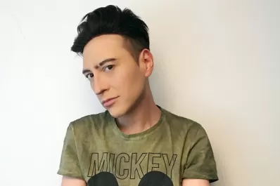 Leo García publicó una serie de tuits racistas