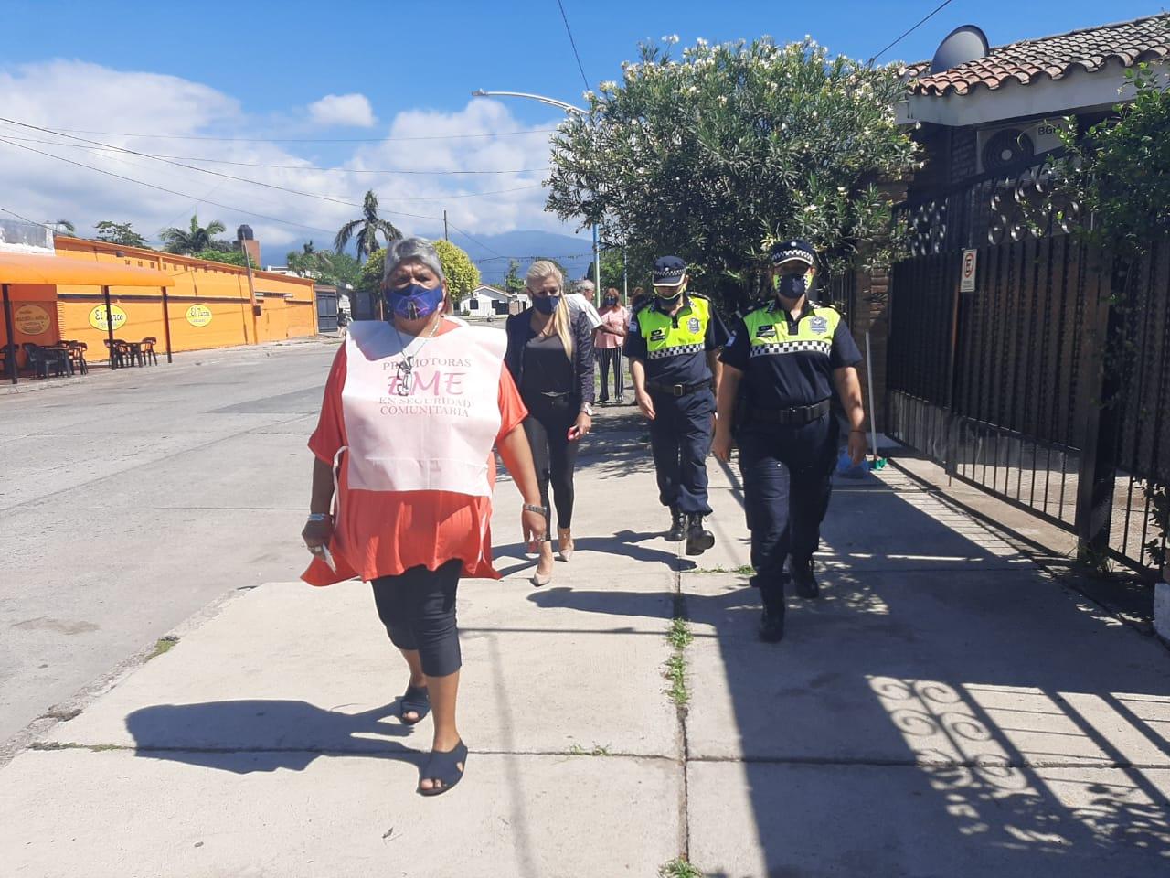 Los Cuadrantes de Patrulla recorrieron el barrio Padilla para escuchar los pedidos de los vecinos