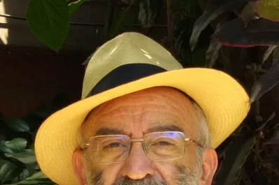 Salvador Chaila: “el poeta es mensajero de la cultura y del amor”