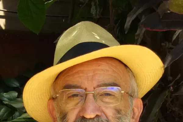 Salvador Chaila: “el poeta es mensajero de la cultura y del amor”