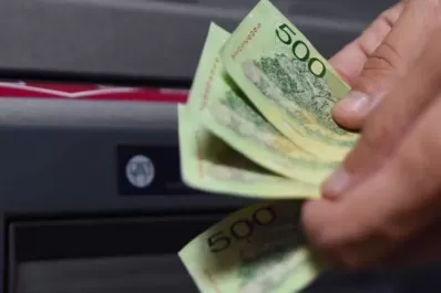 Según un estudio privado, el salario real cayó 3% en 2020