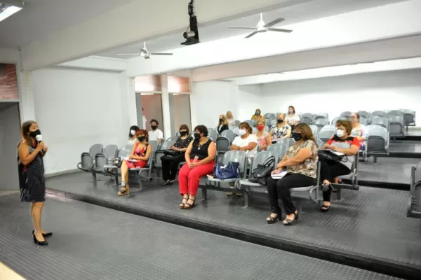 Empiezan a analizar cómo regresar a las aulas en Tucumán