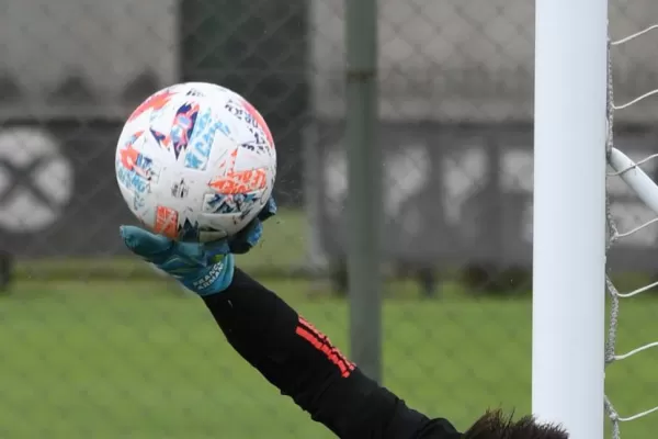 Otra vez, un grande frente al chico