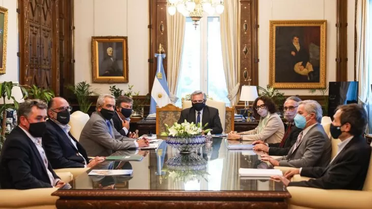 Alberto Fernández, reunido con la mesa de enlace. 