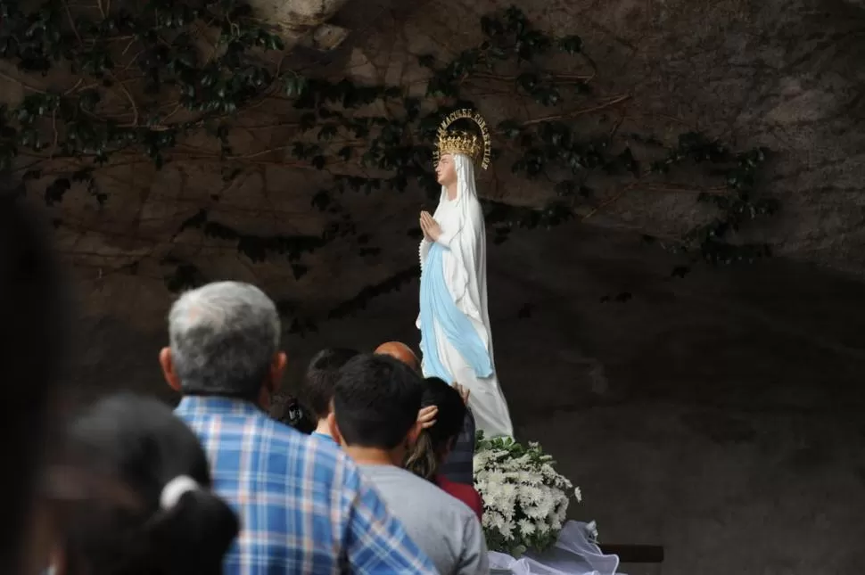 SAN PEDRO DE COLALAO. Gruta de Nuestra Señora de Lourdes. 