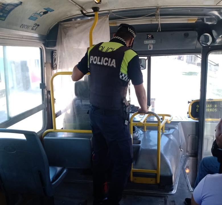 La Policía vigila colectivos de la línea 17  para prevenir robos