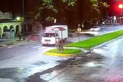 Video: así fue el impresionante choque en Yerba Buena