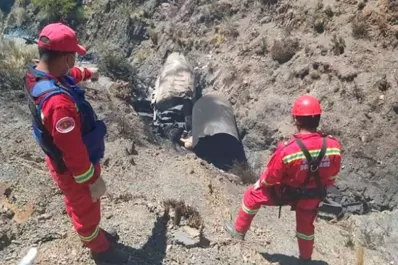 Explotó en Bolivia un camión con oxígeno enviado por Tucumán: murieron dos personas