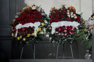 La banda militar y el cuerpo de Granaderos le rendirán honores de ex jefe de Estado