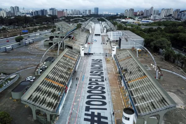 Brasil llora por la cancelación de los carnavales