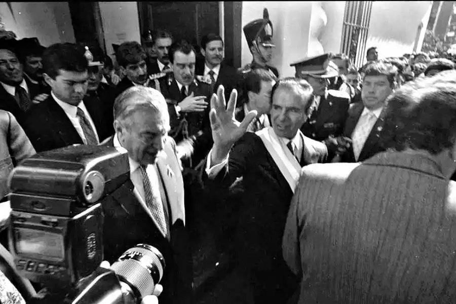 LOS ÚLTIMOS AÑOS. A Menem le tocó coincidir con el mandato constitucional de Antonio Bussi.