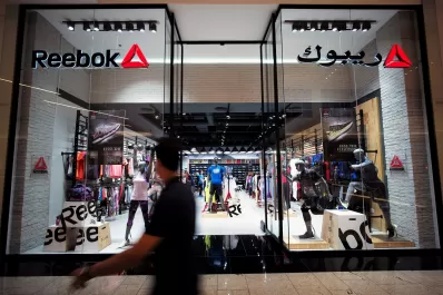 Adidas anunció la venta de su filial estadounidense Reebok