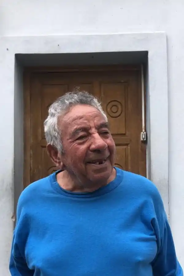 OTROS TIEMPOS. “Toti” recuerda las visitas de Menem a Anillaco. 